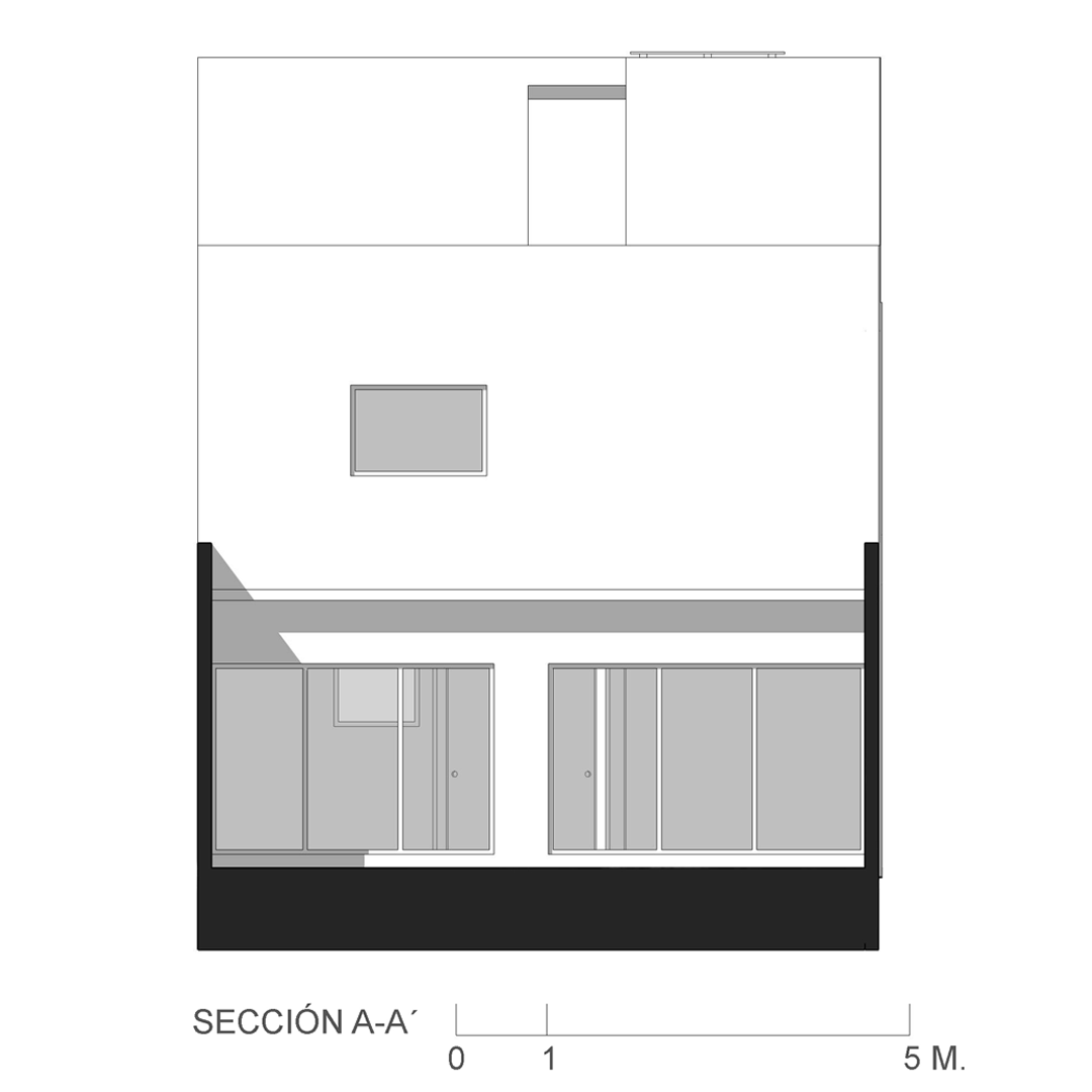 Casa Buenos Aires — Sección A–A’